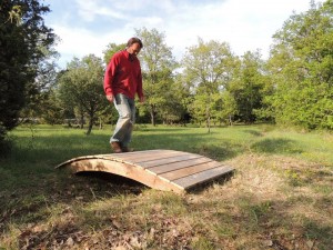 Pour rejoindre la source, au départ de la clairière de pique-nique