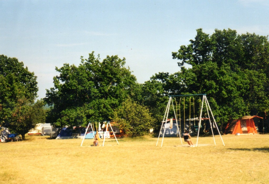 Terrain de jeux au Domaine de Briange